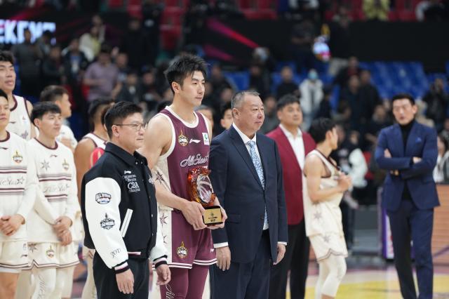 从黄金一代到邹雨宸MVP，薪火相传铸就经典全明星